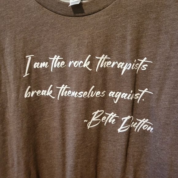 *FREE W/ PURCHASE* New Yellowstone Beth Dutton quote shirt - Picture 2 of 2